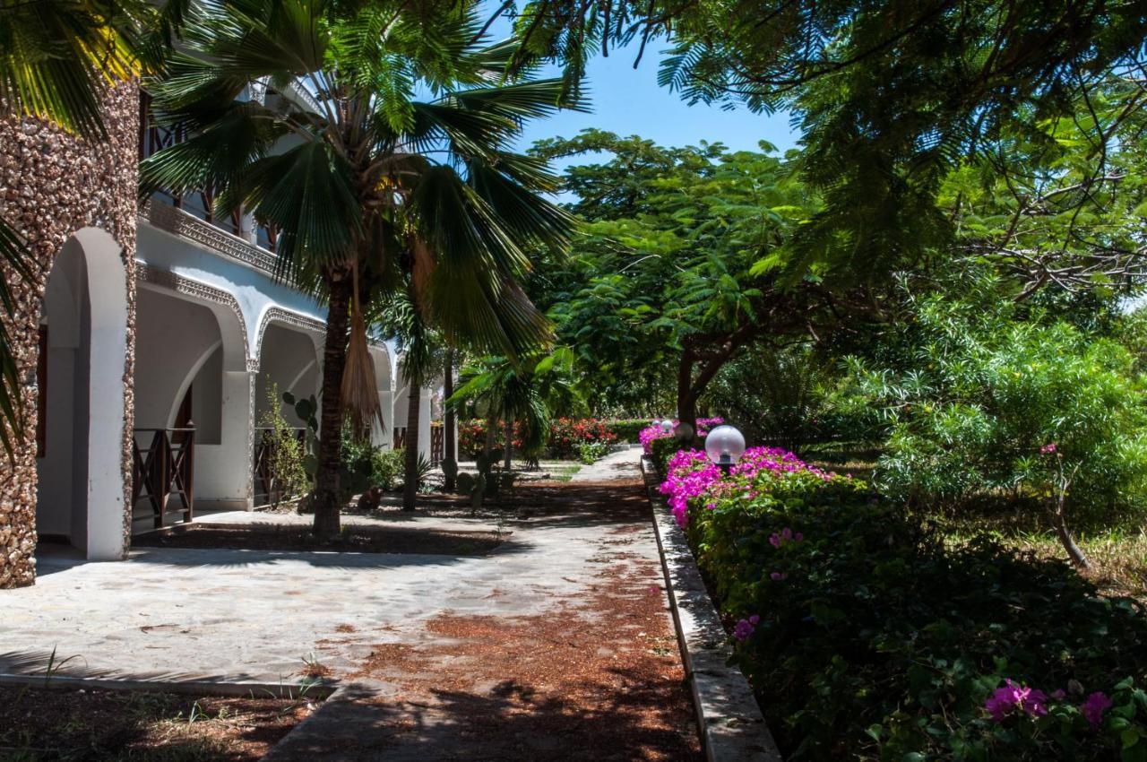Twiga Beach Resort & Spa Watamu Esterno foto