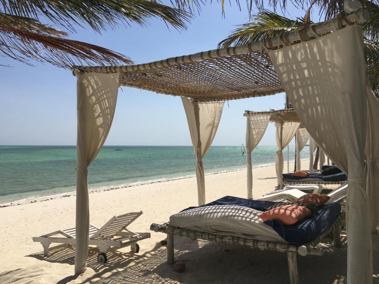 Twiga Beach Resort & Spa Watamu Esterno foto