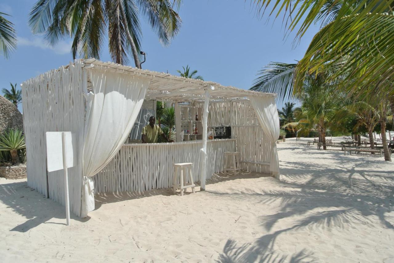 Twiga Beach Resort & Spa Watamu Esterno foto